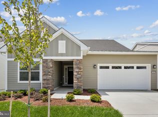 108 Cowbird St, Lake Frederick, VA 22630