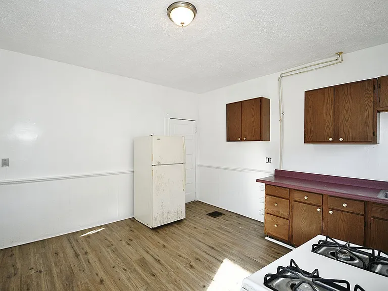 208 Pattison Ave #1 — Photo 10