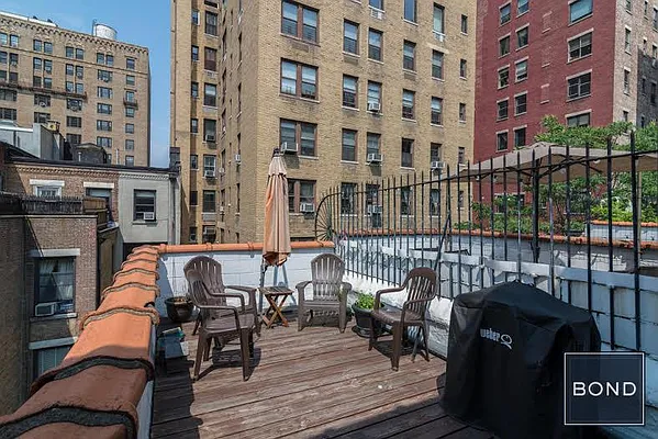 Rented by Bond New York | media 51