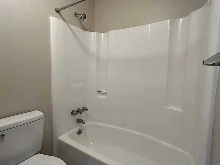 923 E Estates Blvd #E-5 — Photo 10