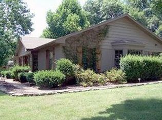 2623 S Skyline Dr #D, Springfield, MO 65804