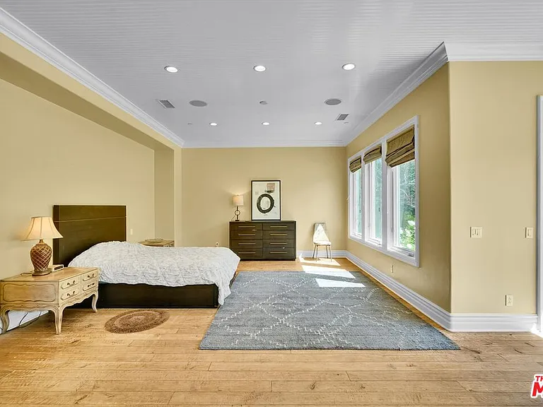 29734 Mulholland Hwy — Photo 18
