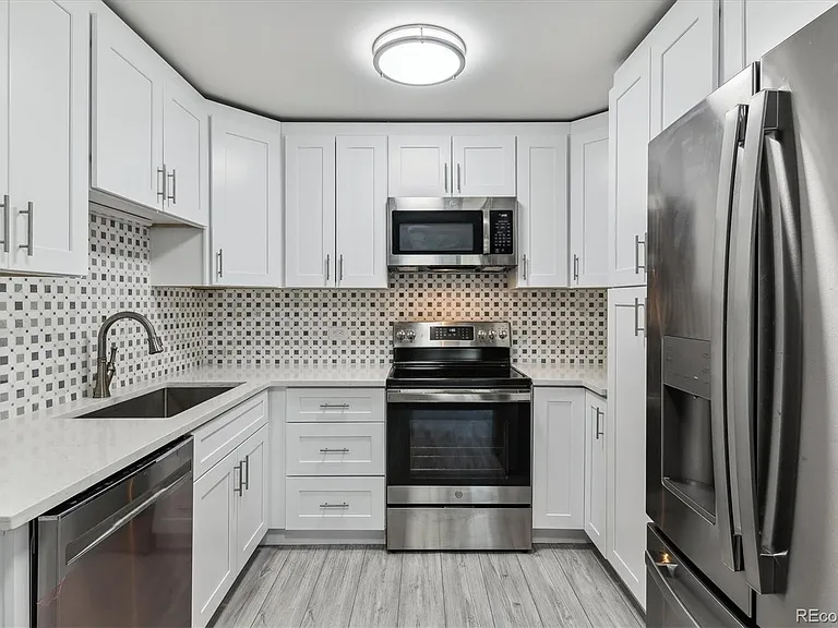 695 S Alton Way #5A — Photo 5
