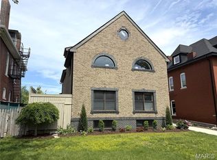 5089 Waterman Blvd, Saint Louis, MO 63108