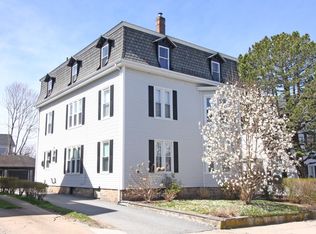 15 Everett St APT 5, Newport, RI 02840