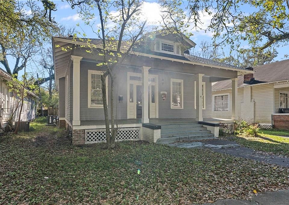 1st image of 21 Houston St