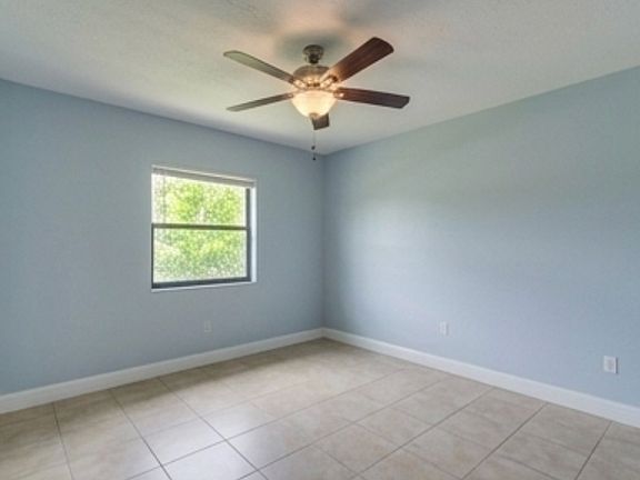 4th image of 7120 Prato Ave