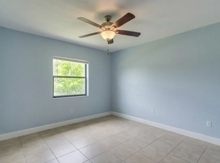 7120 Prato Ave — Photo 4