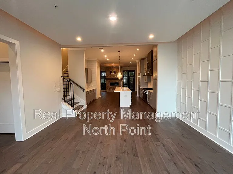 111 Birch St — Photo 28
