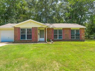 8 Horseshoe Ct, Columbus, GA 31906