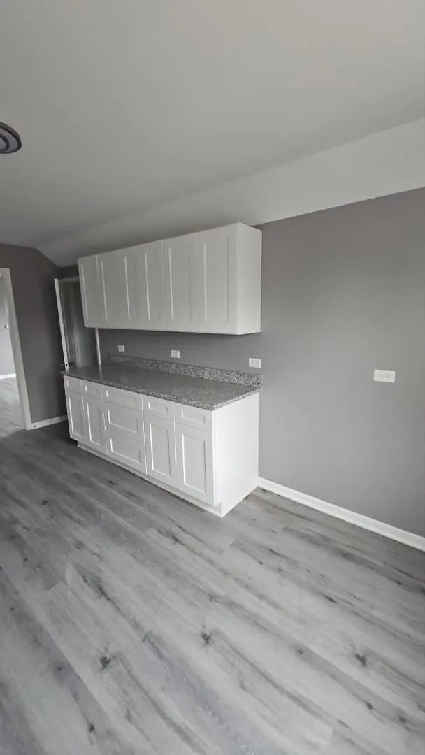 Unit Photo - 1303 Dearborn St