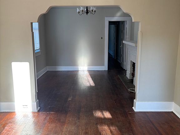 2nd image of 308 Henry Clay Ave