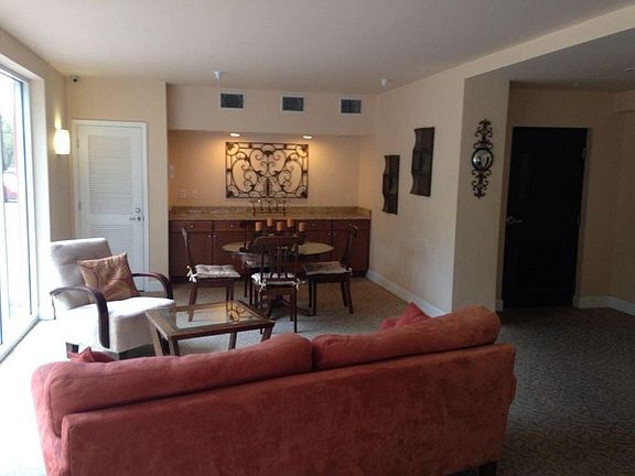 4th image of 210 5th Ave S Unit 205