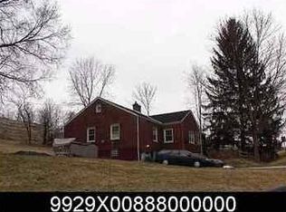 106 Mahoney Rd, Oakdale, PA 15071