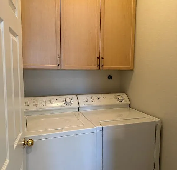 10909 Avondale Rd NE #B105 — Photo 6