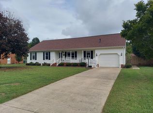 2702 Burning Tree Ln, Suffolk, VA 23435