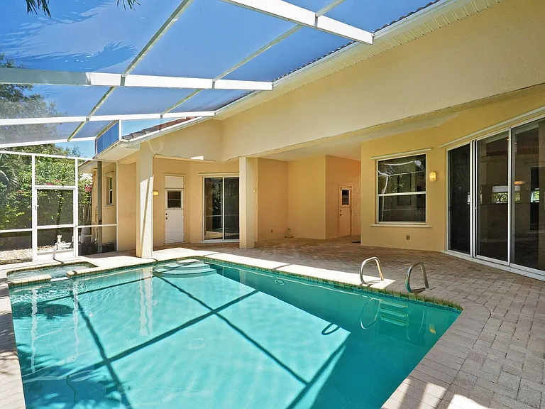 200 Ocean Ridge Dr — Photo 22