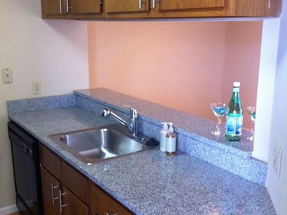 4th image of 4214 Summit Knoll Dr APT D
