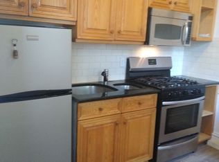 2015 Steinway St APT 2F, Astoria, NY 11105