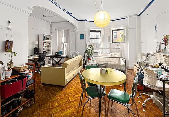 5th image of 103 Lincoln Pl