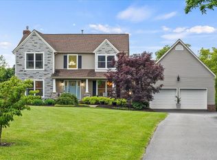 3144 Village Dr, Waynesboro, VA 22980