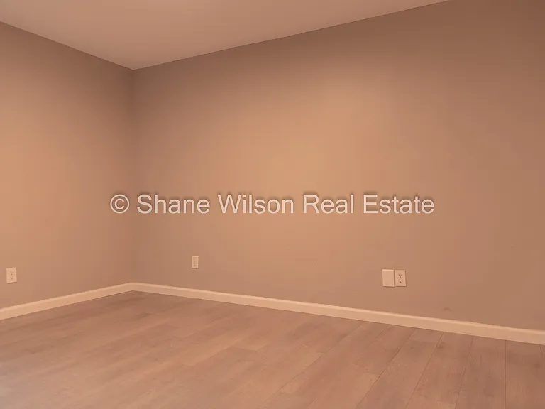 7609 Holiday Hills Dr #105 — Photo 9