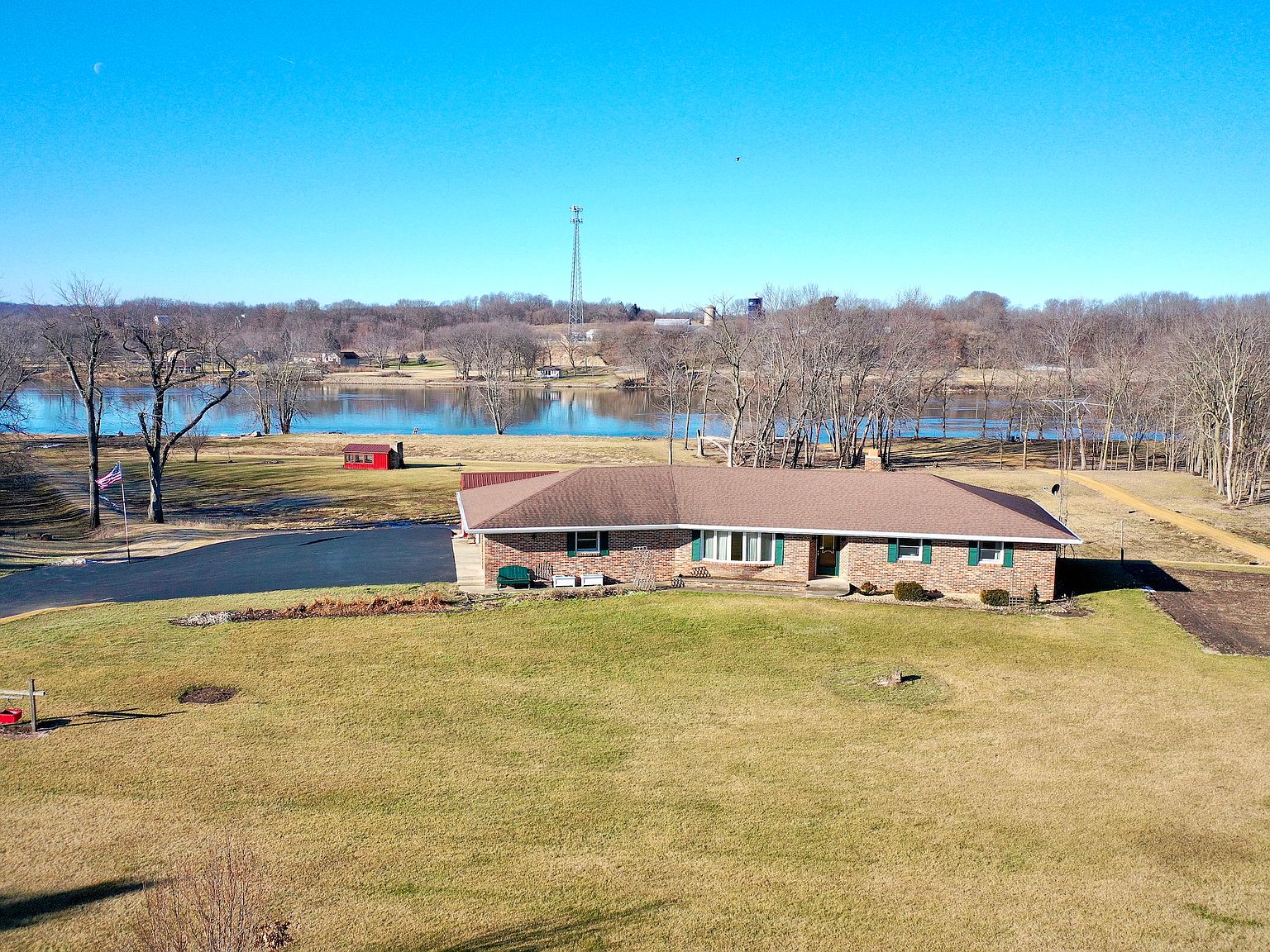 4244 N River Rd, Oregon, IL 61061 | Zillow