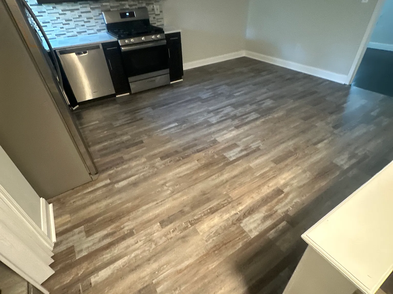3 bed, 1100 sqft, $1,890 — Photo 1