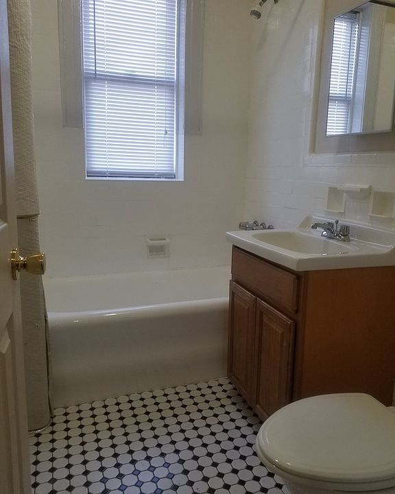1st image of 8630 98th St APT 2G