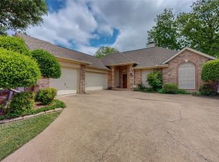 3301 Westshore Dr, Rowlett, TX 75088