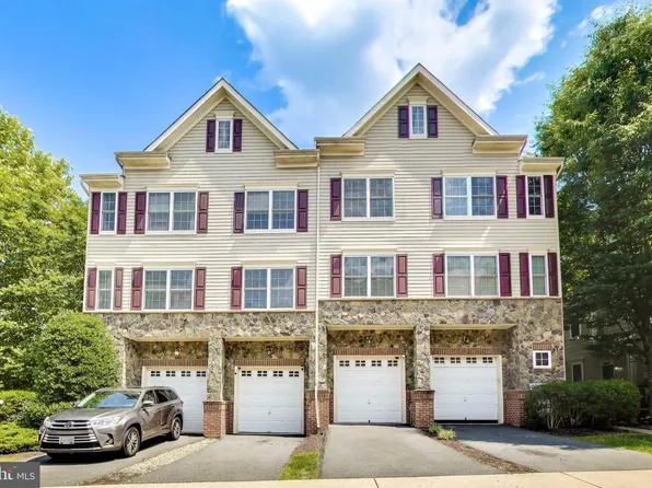 16815 Nuttal Oak Pl, Woodbridge, VA 22191
