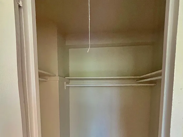 42 E Sidney Ave #10P — Photo 8