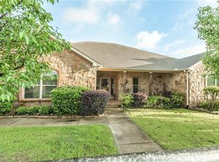 7151 Nine Mile Bridge Rd, Fort Worth, TX 76135