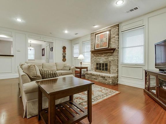 5th image of 3908 Covinton Ln