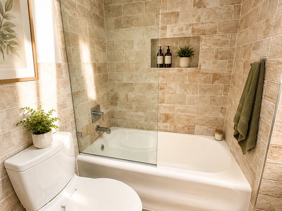 2nd image of 321 E 43rd St APT 303