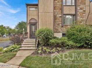 197 Goldmine Ln, Old Bridge, NJ 08857