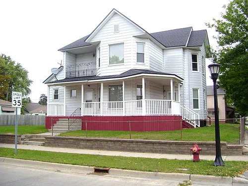 1421 Broadway St #3 Photo 1