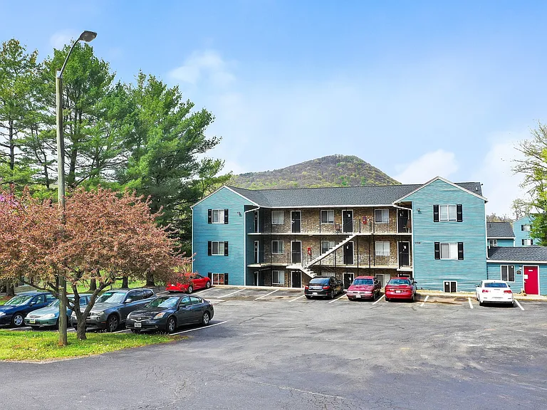 Mount Pleasant Villas Apartment Homes