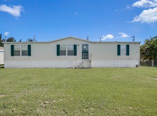 160 Sleepy Hollow Dr, West Palm Beach, FL 33415