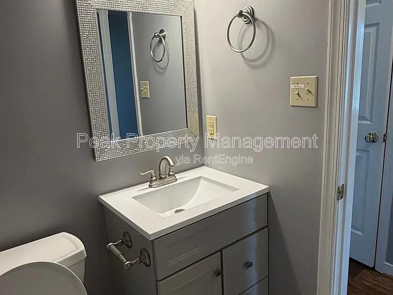 6294 Simi Ct — Photo 9