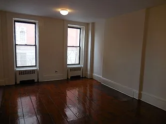 Rented by Aimee Grodanz, LREB