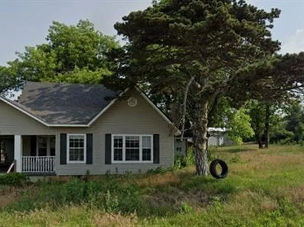 201 E 4th St, Cement, OK 73017