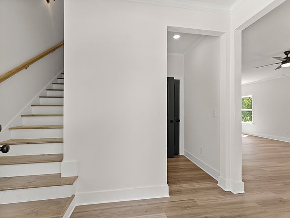 3rd image of 5224 Chattahoochee St