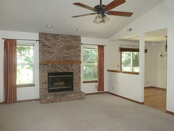 5th image of 510 Stockdale Dr