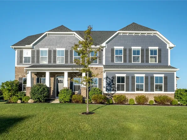 861 Acorn Dr, Dayton, OH 45440