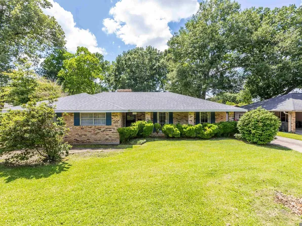 1160 Braeburn Dr, Baton Rouge, LA 70815