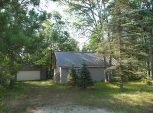 112 Tamarack Cir, Grayling, MI 49738