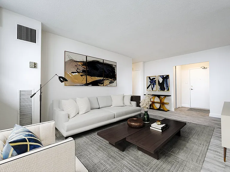 125 Neptune Dr — Photo 15