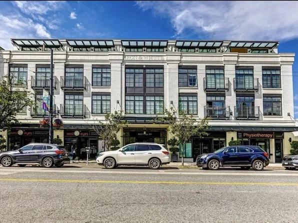 4355 W 10th Ave #200, Vancouver, BC V6R 2H6