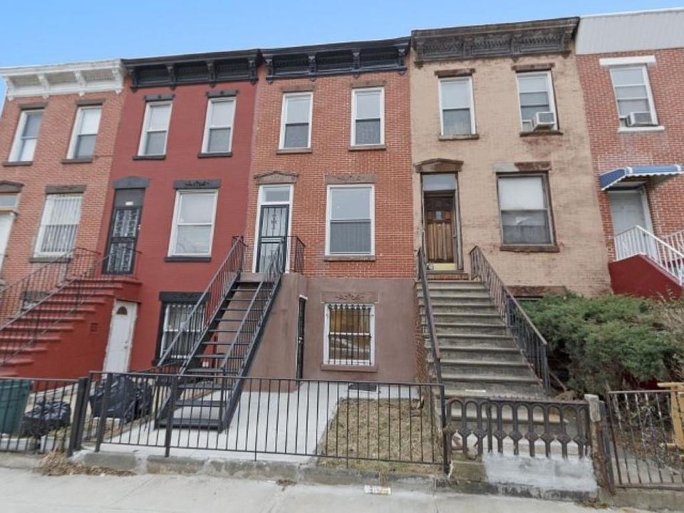 2nd image of 13 Dewey Pl